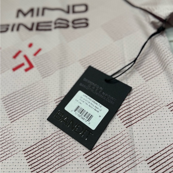 🔥 RARE Bandit Running x ASICS Pinny Mesh Sound Mind Your Business NYC LS Shirt - Picture 7 of 11